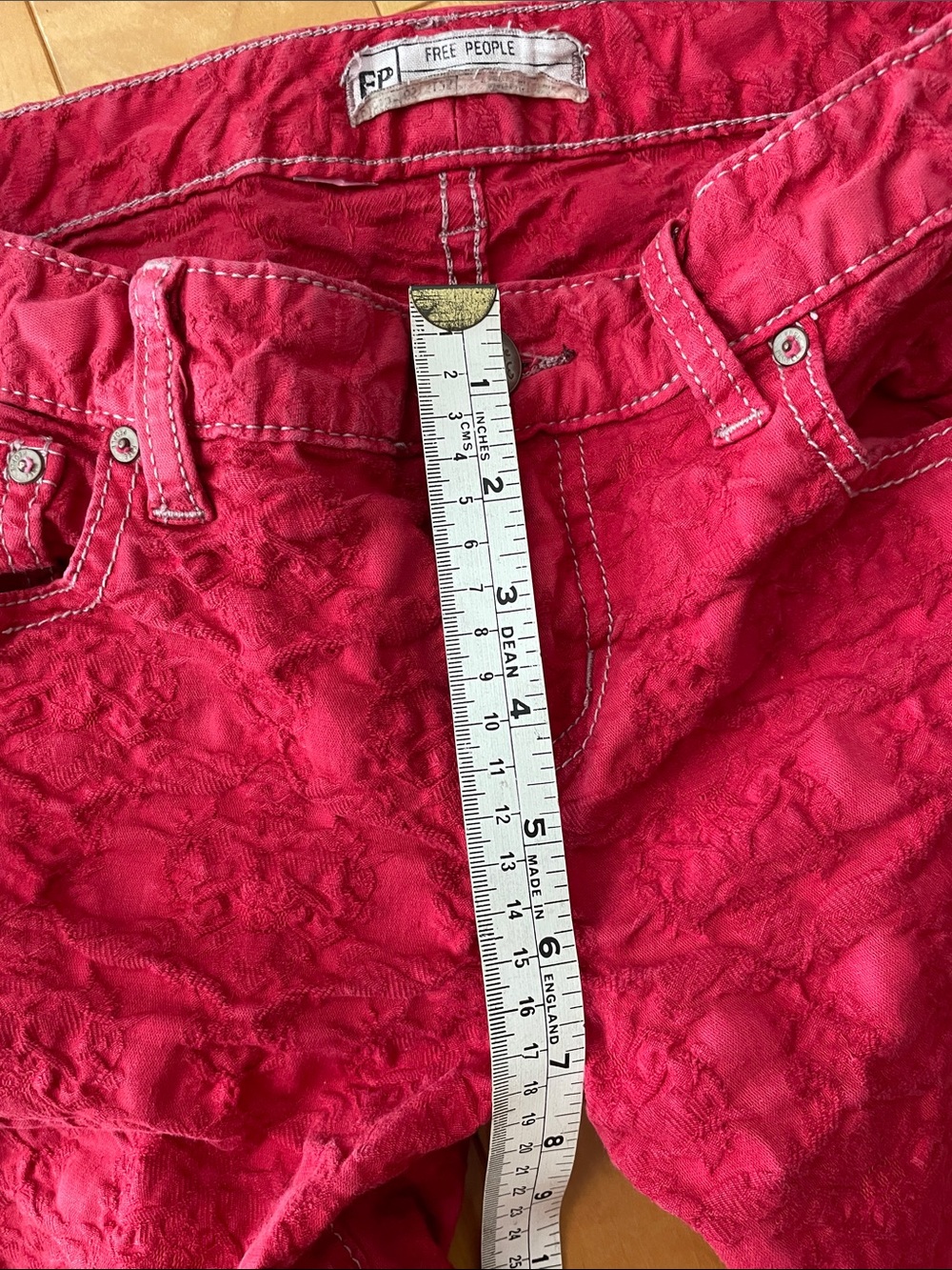 27. FREE PEOPLE Hot Textured Red Skinny Jeans - Picture 6 of 8